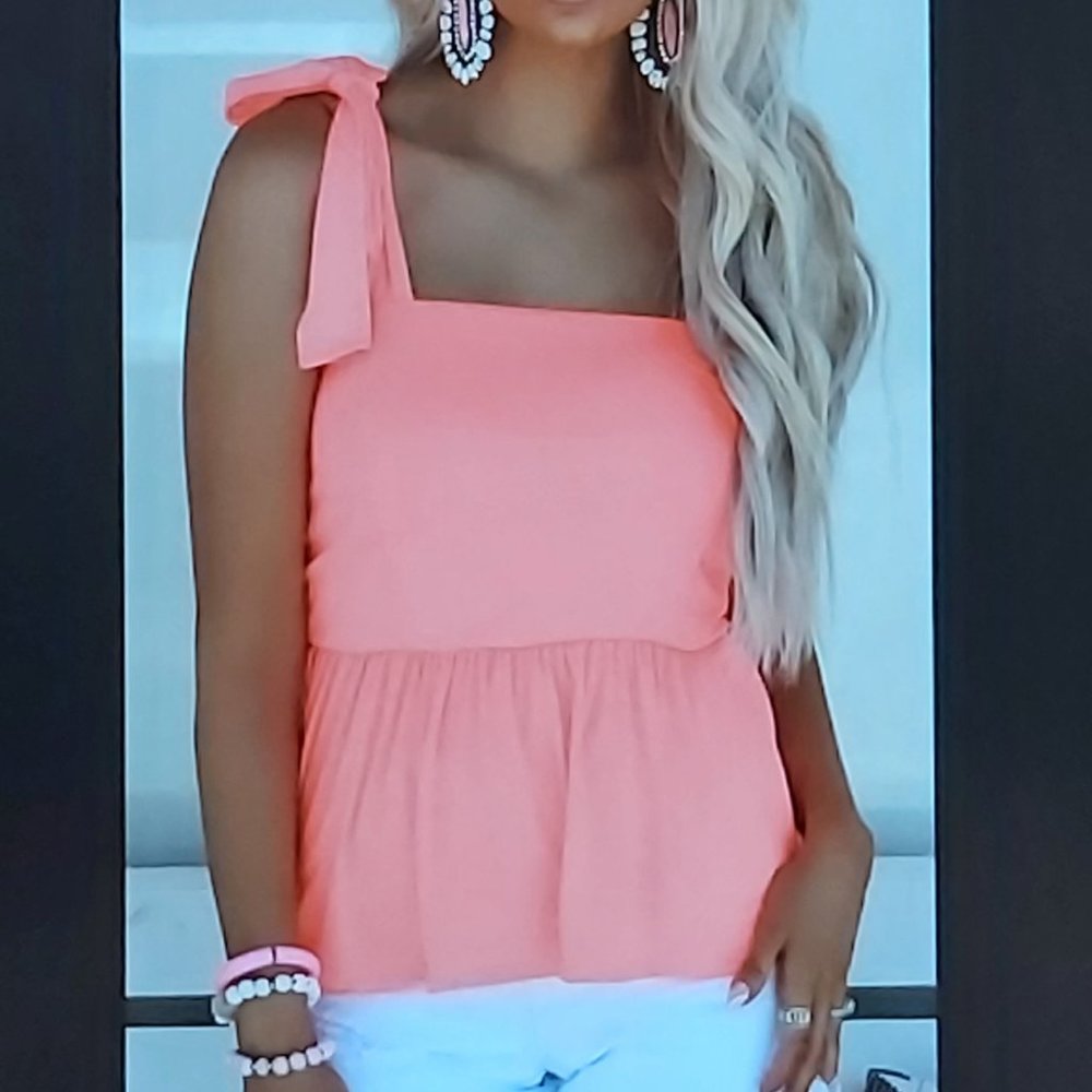 🔥 3/$10 🔥 026. Pink Knotted Straps Peplum Tank Top  Size S
